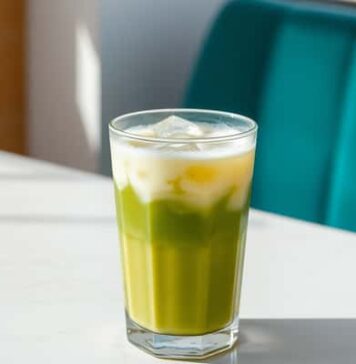 Cold Matcha สูตรชื่นใจ ทำง่าย สดชื่นแบบคาเฟ่ พร้อมเคล็ดลับไม่ขม Cold Matcha สูตรชื่นใจ ทำง่าย สดชื่นแบบคาเฟ่ พร้อมเคล็ดลับไม่ขม