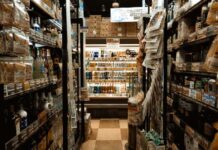 Shopee กับ Lazada ซื้อน้ำมันเครื่องที่ไหนคุ้มกว่า เมื่อของถูกอาจไม่ใช่ของแท้ Shopee กับ Lazada ซื้อน้ำมันเครื่องที่ไหนคุ้มกว่า เมื่อของถูกอาจไม่ใช่ของแท้