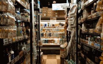 Shopee กับ Lazada ซื้อน้ำมันเครื่องที่ไหนคุ้มกว่า เมื่อของถูกอาจไม่ใช่ของแท้ Shopee กับ Lazada ซื้อน้ำมันเครื่องที่ไหนคุ้มกว่า เมื่อของถูกอาจไม่ใช่ของแท้